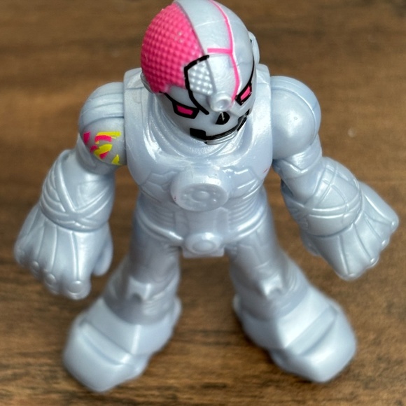 Imaginext DC Comics Super Friends BRAINIAC Figure Superman Villain Posable Toy - Picture 5 of 10